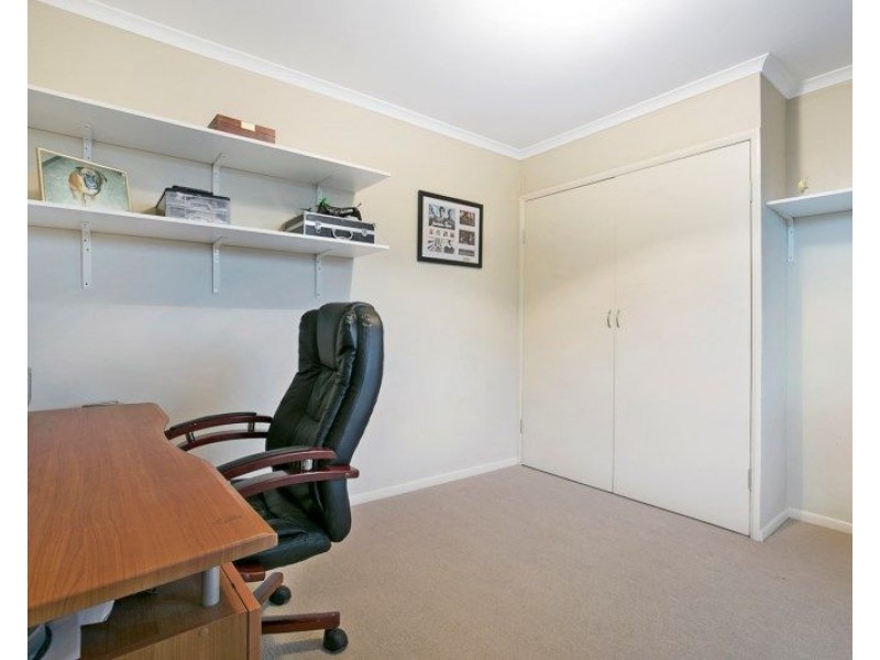 15 Chelsea Crescent, Alexandra Hills QLD 4161