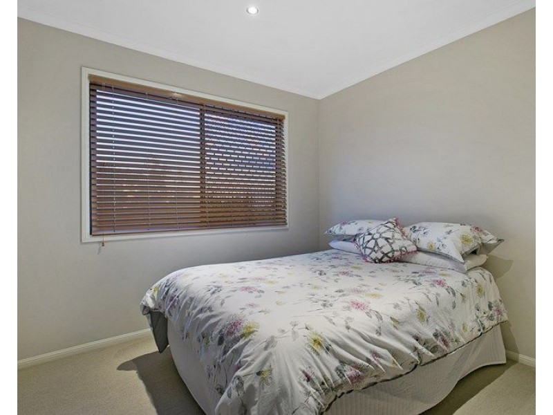 15 Chelsea Crescent, Alexandra Hills QLD 4161