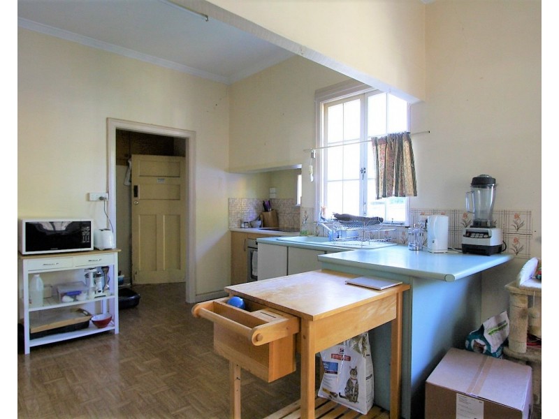 34 Crump Street, Holland Park West QLD 4121