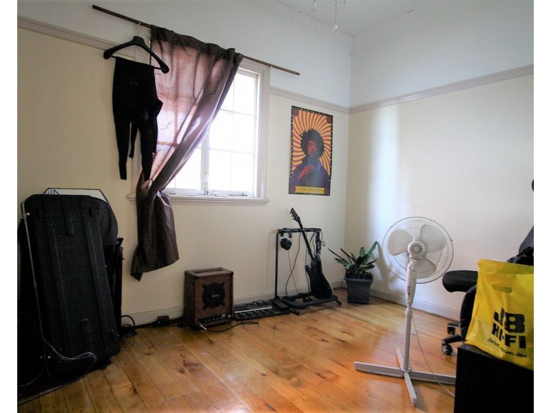 34 Crump Street, Holland Park West QLD 4121