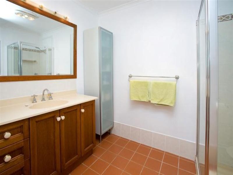 24 Joachim Street, Holland Park West QLD 4121