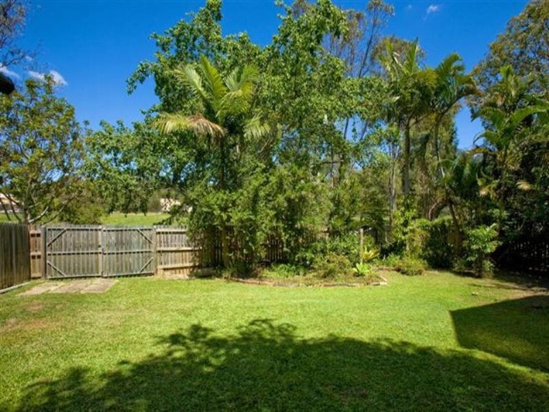 24 Joachim Street, Holland Park West QLD 4121