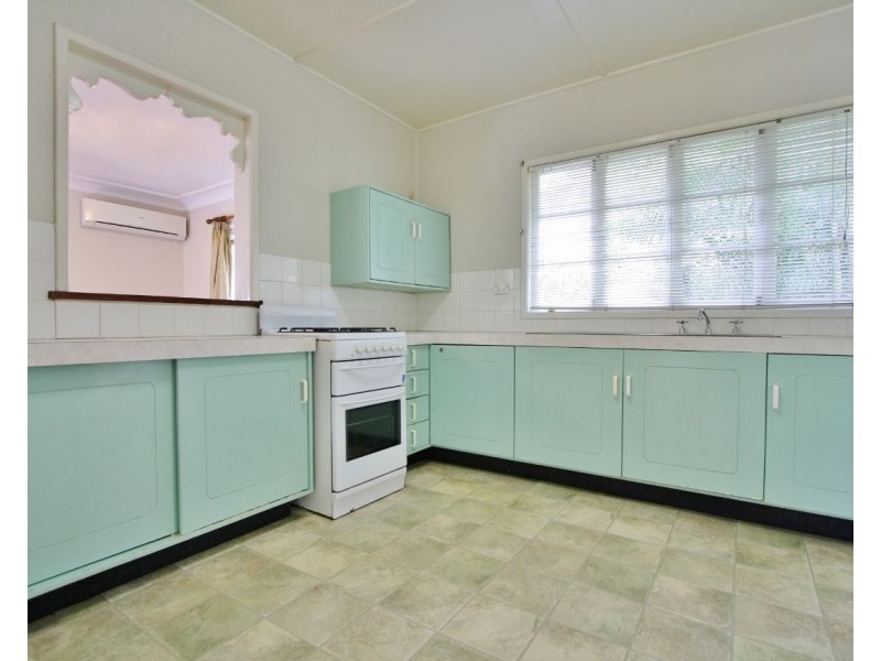 36 Orwell Street, Camp Hill QLD 4152