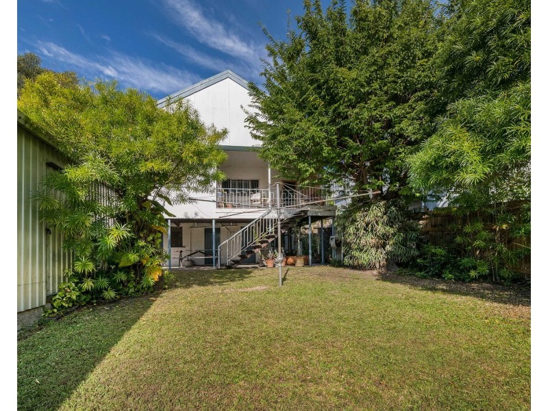 12 Koolatah Street, Carina QLD 4152