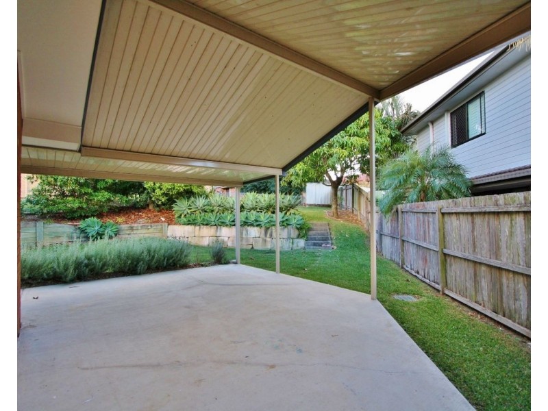 15 Leru Street, Mansfield QLD 4122