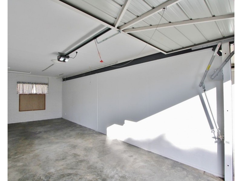 4/3 Honeysuckle Street, Mansfield QLD 4122