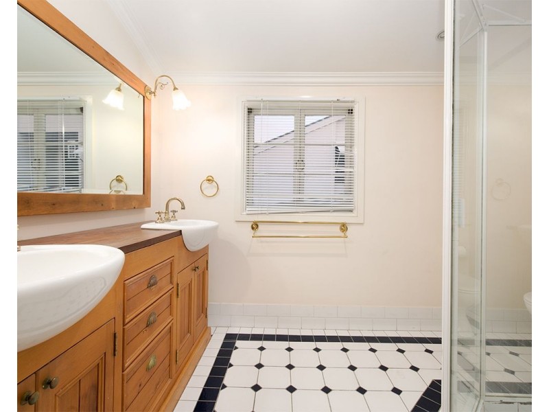 65 Seymour Street, Ascot QLD 4007