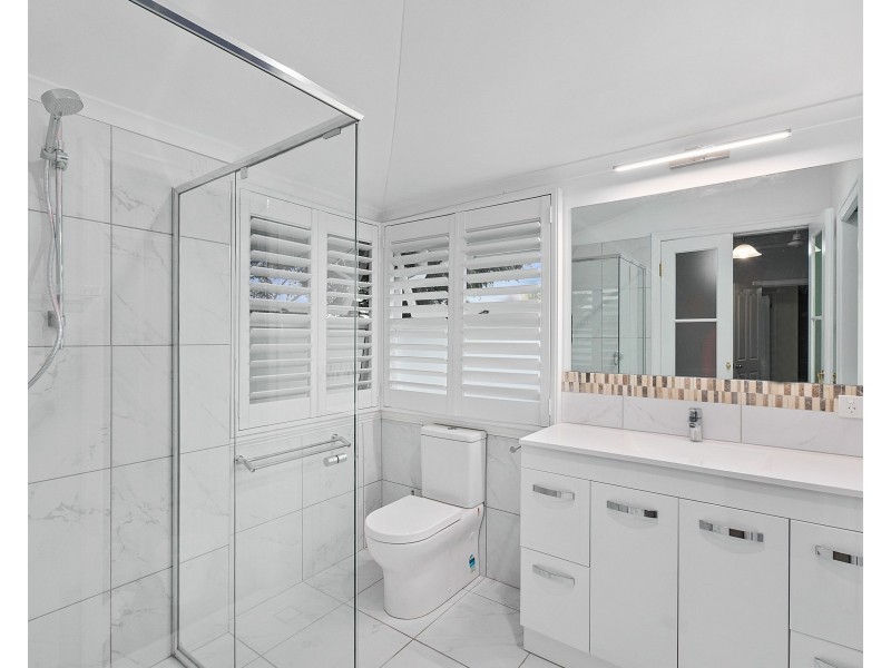 24 Brodie Street, Holland Park West QLD 4121