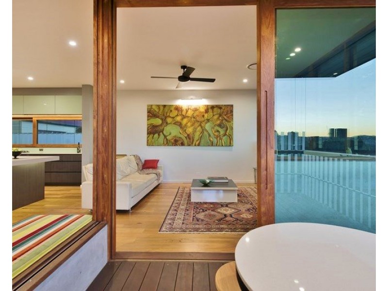 95 Little Chester Street, Teneriffe QLD 4005