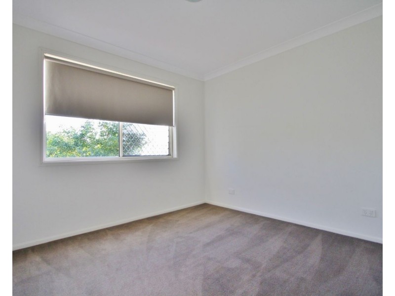 1/180 Seville Road, Holland Park QLD 4121