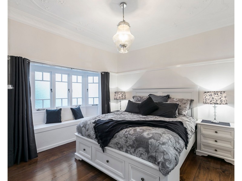 60 McLennan Street, Albion QLD 4010