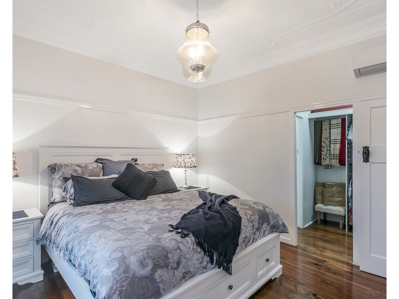 60 McLennan Street, Albion QLD 4010