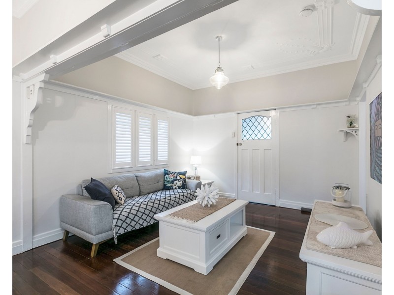 60 McLennan Street, Albion QLD 4010