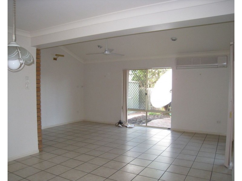 92 Nardie Street, Eight Mile Plains QLD 4113