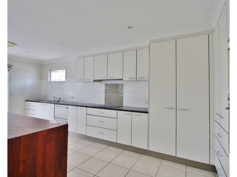 71 Gizerah Street, Mitchelton QLD 4053