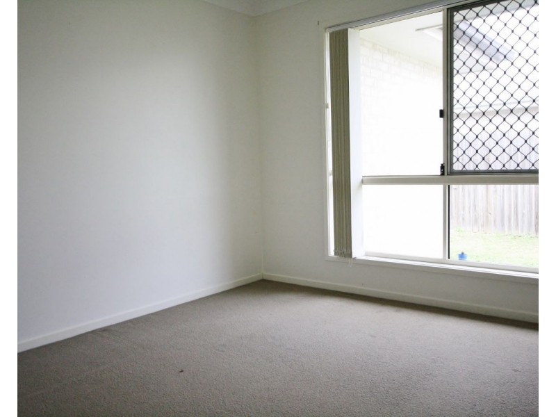 22 Gordon Drive, Bellbird Park QLD 4300