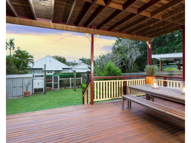 92 Graceville Avenue, Graceville QLD 4075