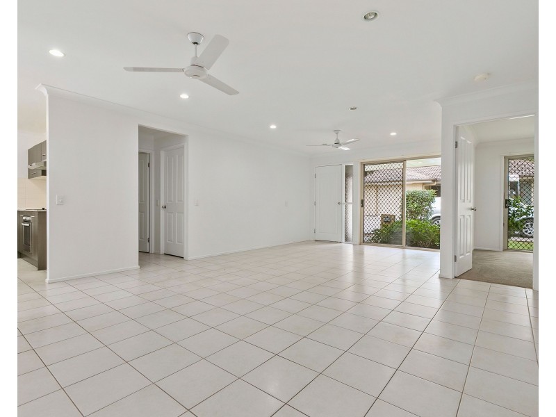 18/52-54 Freshwater Drive, Berrinba QLD 4117