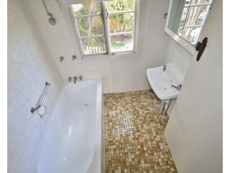 10a Corn Street, Holland Park West QLD 4121