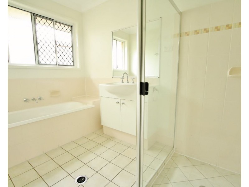 4 Dunn Court, Forest Lake QLD 4078