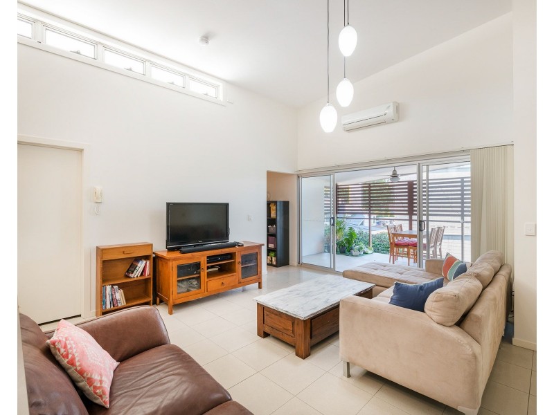 3/617 Logan Road, Greenslopes QLD 4120