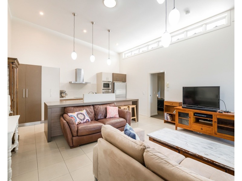 3/617 Logan Road, Greenslopes QLD 4120