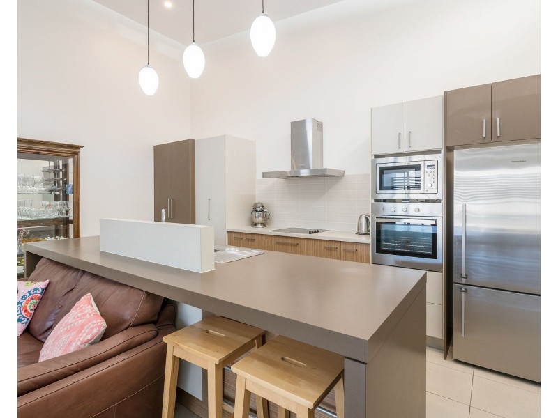 3/617 Logan Road, Greenslopes QLD 4120