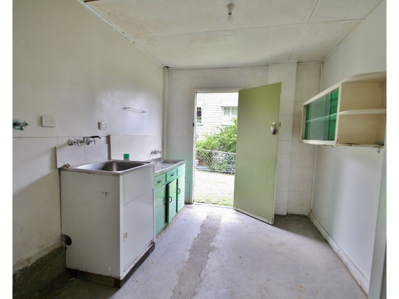 62 Thomas Street, Greenslopes QLD 4120