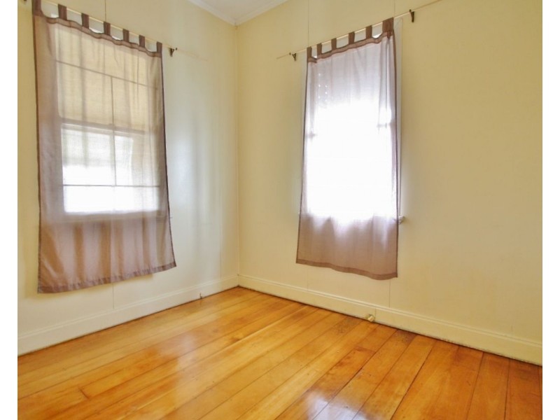 62 Thomas Street, Greenslopes QLD 4120