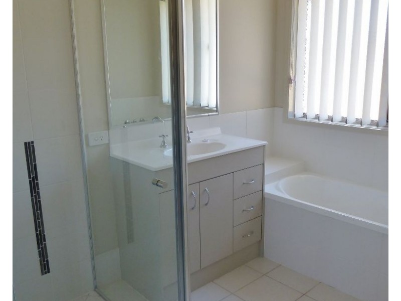 14 Gordon Drive, Bellbird Park QLD 4300