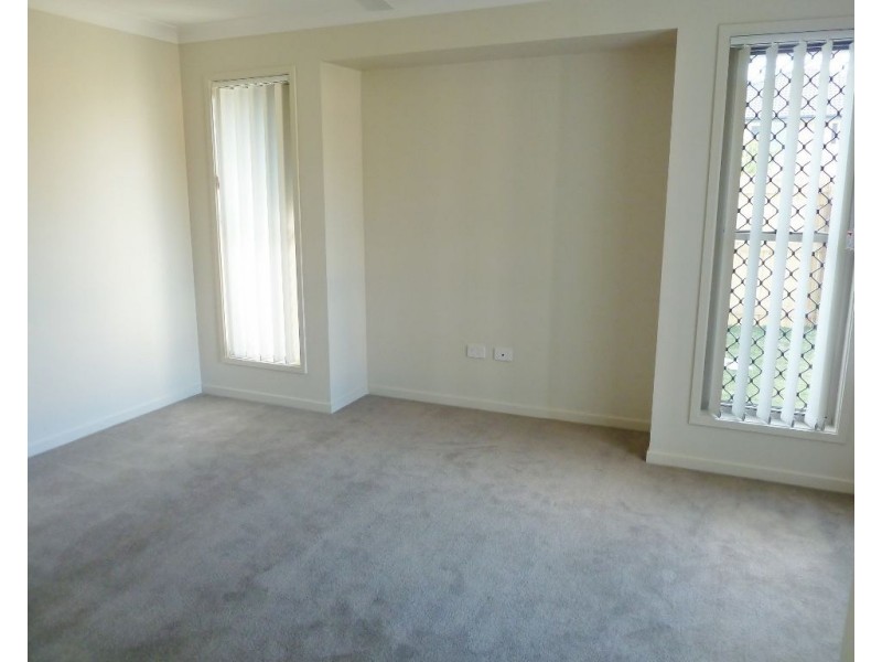 14 Gordon Drive, Bellbird Park QLD 4300