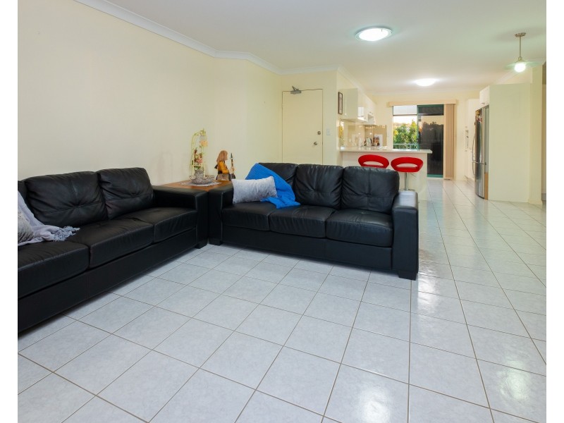 6/39 Rolle Street, Holland Park West QLD 4121