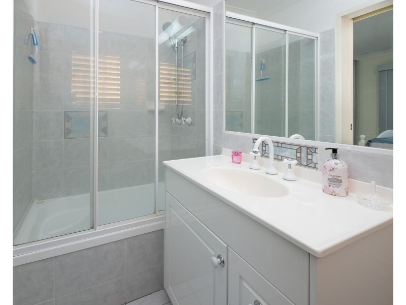 6/39 Rolle Street, Holland Park West QLD 4121