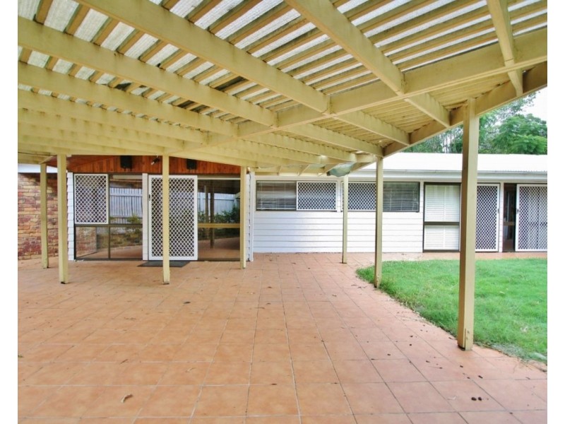 4 McLaren Street, Fig Tree Pocket QLD 4069