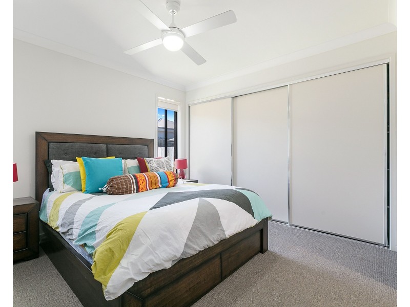 44 Eagleton Crescent, Leichhardt QLD 4305
