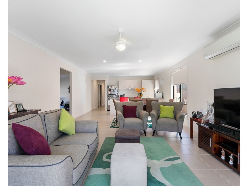 44 Eagleton Crescent, Leichhardt QLD 4305