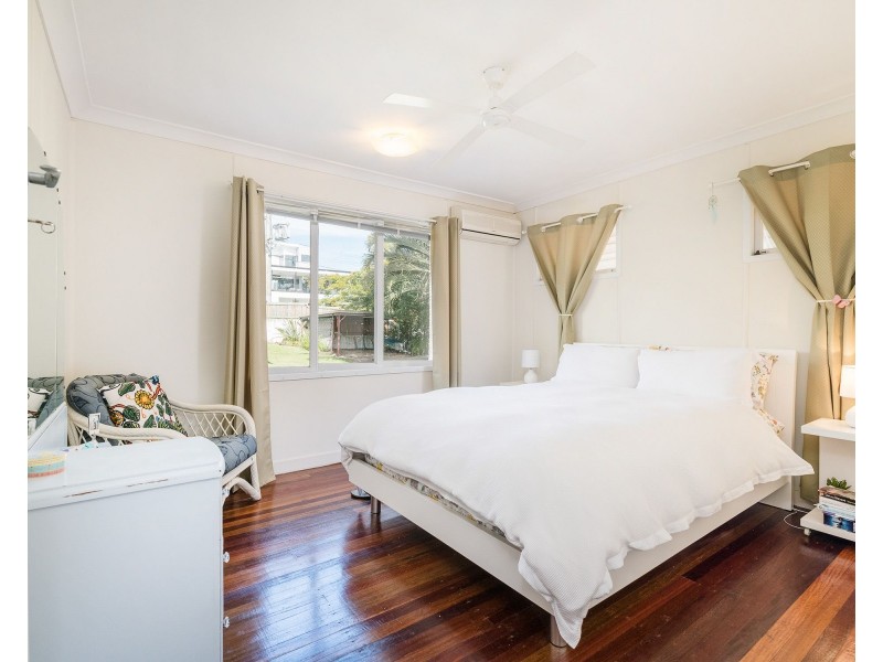57 Mulsanne Street, Holland Park West QLD 4121