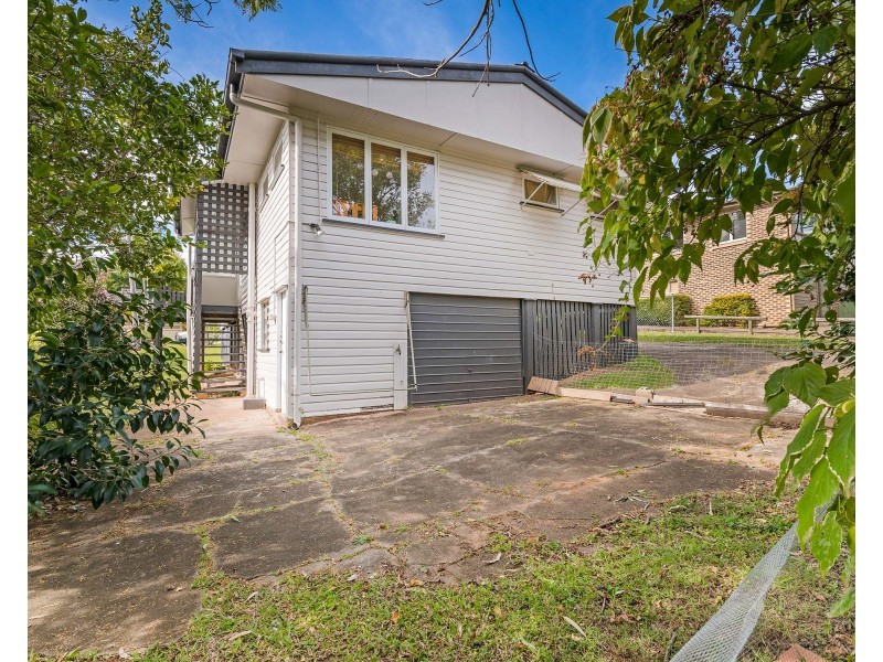 57 Mulsanne Street, Holland Park West QLD 4121