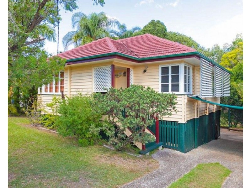31 Steele Street, Holland Park QLD 4121