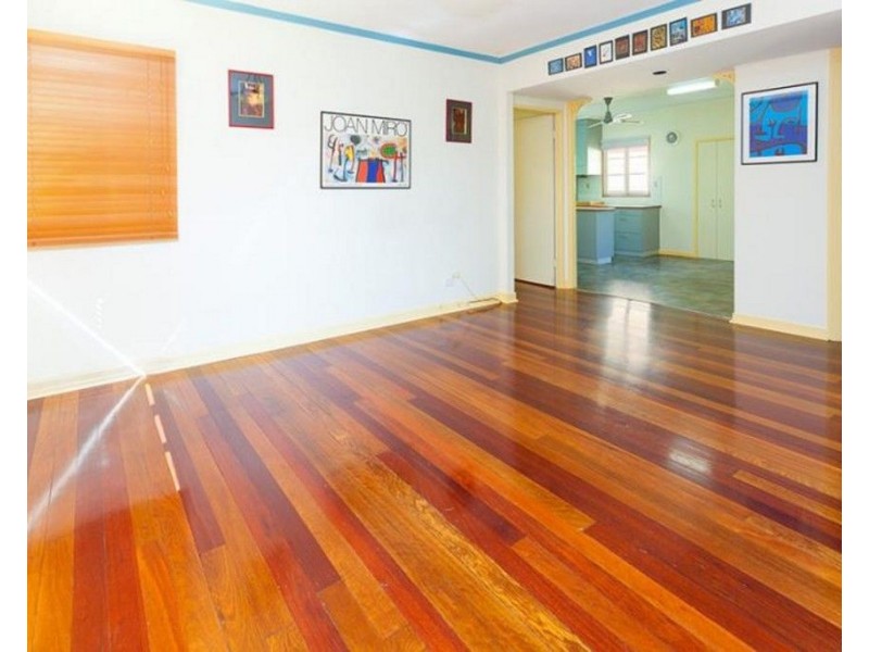 31 Steele Street, Holland Park QLD 4121