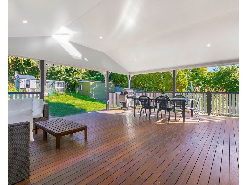 16 Headfort Street, Greenslopes QLD 4120