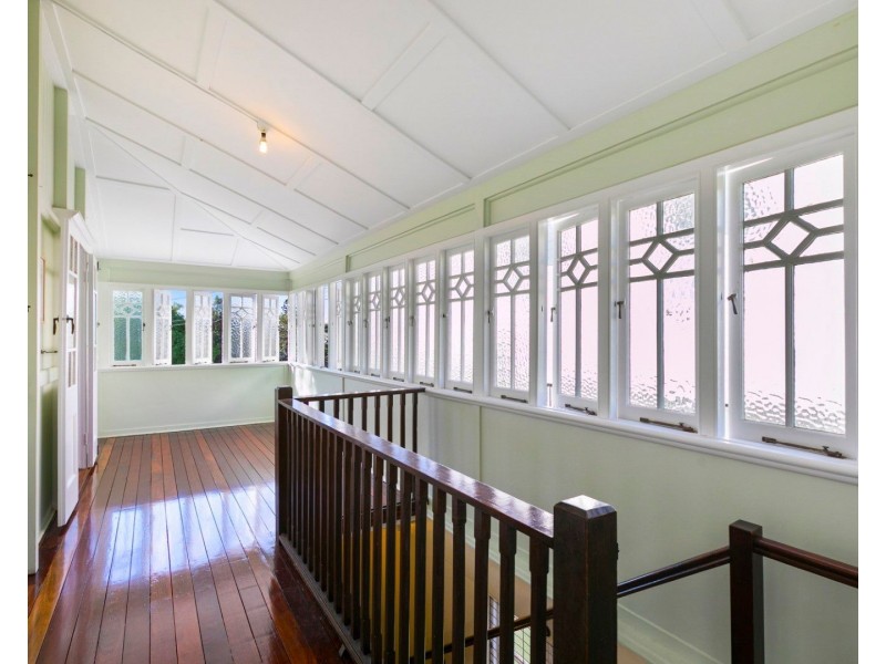 16 Headfort Street, Greenslopes QLD 4120