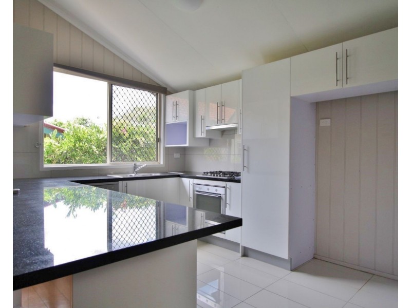 1/1105 Logan Road, Holland Park West QLD 4121