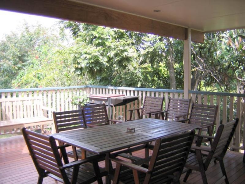 53 Barter Avenue, Holland Park QLD 4121