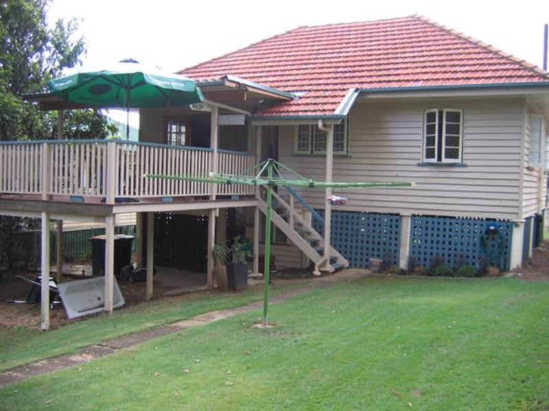 53 Barter Avenue, Holland Park QLD 4121