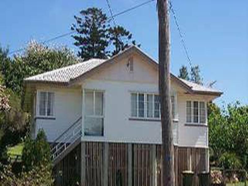 14 Diamond Street, Holland Park QLD 4121