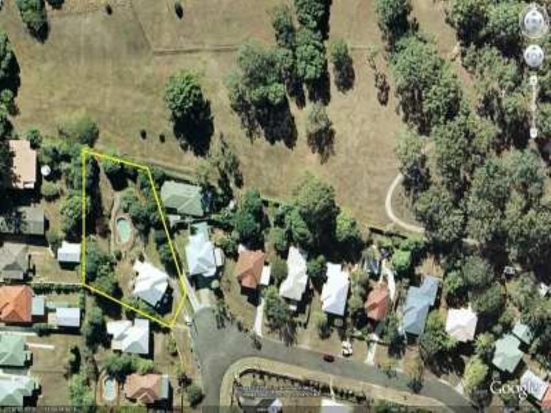 14 Diamond Street, Holland Park QLD 4121