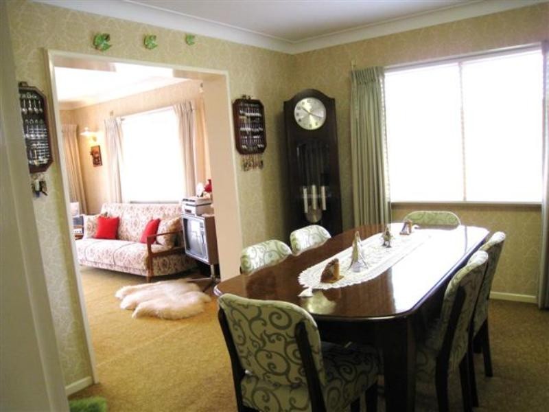 2 Kneale Street, Holland Park West QLD 4121