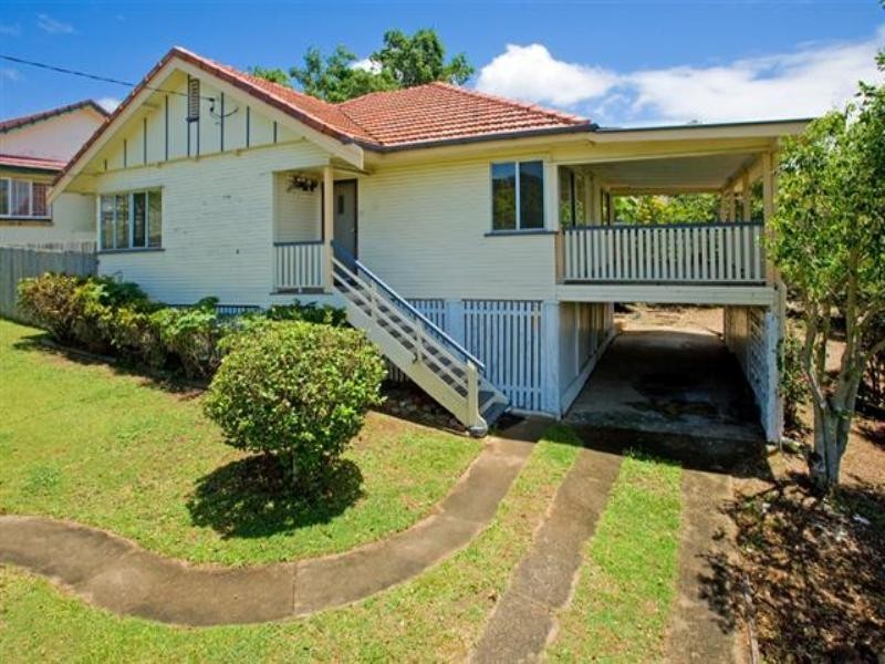 12 Opal Street, Holland Park QLD 4121