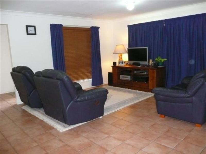 54 Brampton Street, Eight Mile Plains QLD 4113